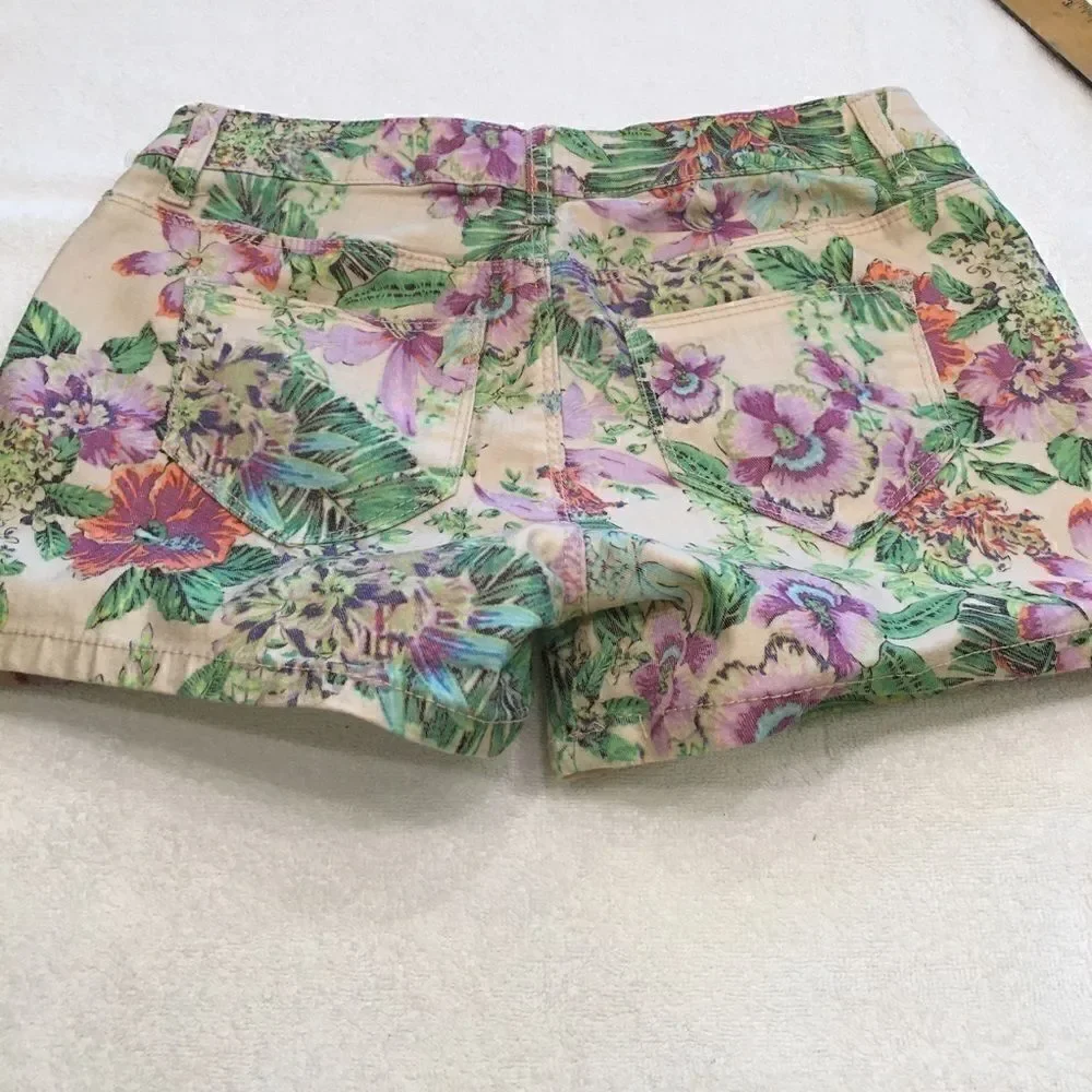 Ashley tropical pattern shorts size 1 tan beige with floral tropical des…